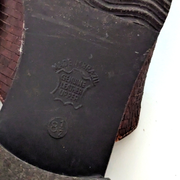 The Leather Collection Woven Leather Mules - Picture 6 of 6